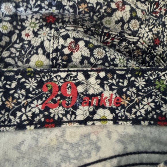 J. Crew Liberty Art Fabrics Meadow Floral Schoolboy Blazer and Toothpick Jeans - Picture 6 of 14